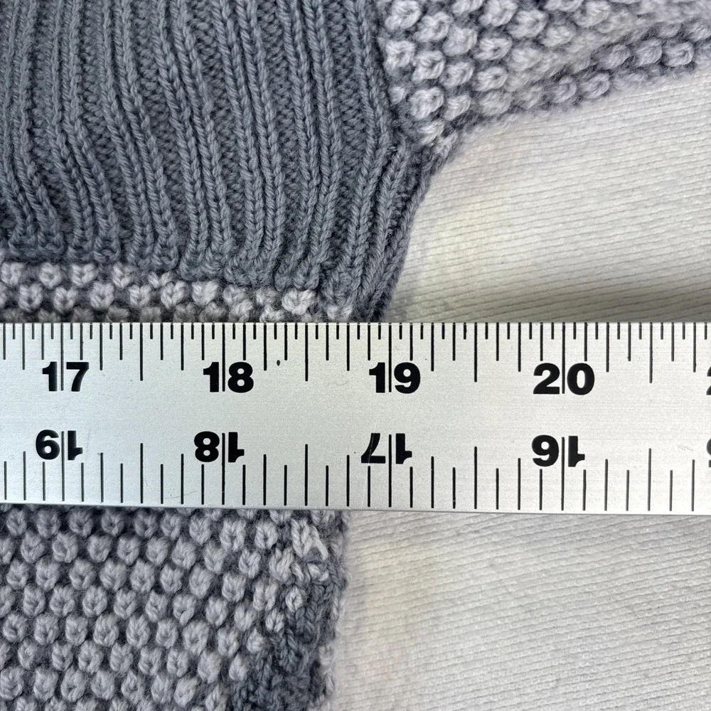 Lululemon Women's 100% Merino Wool Mock Neck Sweater Size 8